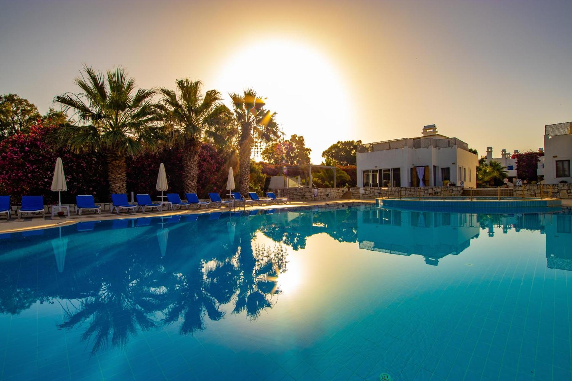 Ladonia Hotels Zemda Guemuesluek Esterno foto
